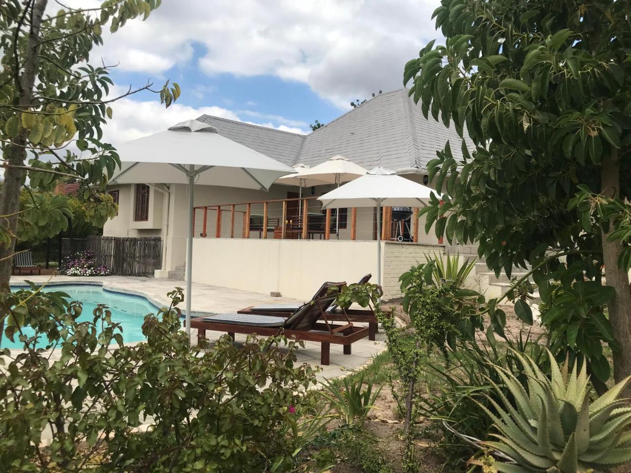 Lauradale Country house